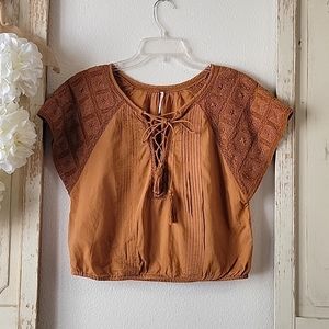 Free People women's short sleeve boho crop top size medium